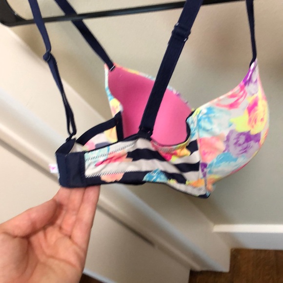 Floral PINK Victoria secret bra - Picture 2 of 5